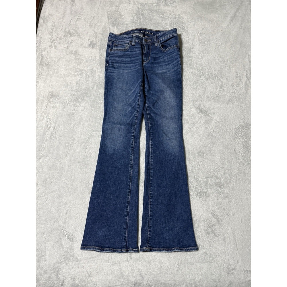 American Eagle Jeans Womens 2‎ Short Blue Kick Boot Bootcut Mid Rise 26x29